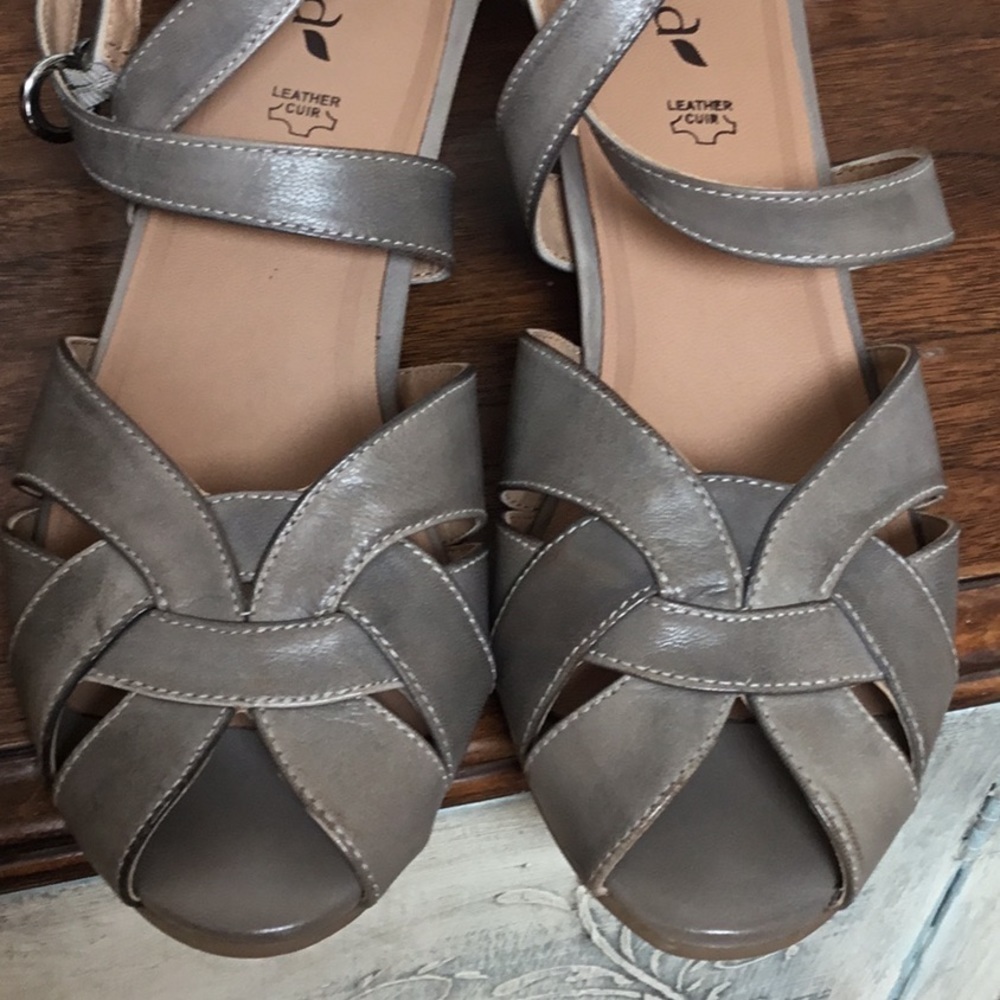 BIALA Peep Toe Wedge Leather Tan Gray Ankle Wrap Strap Shoes Size 39 - Picture 6 of 16